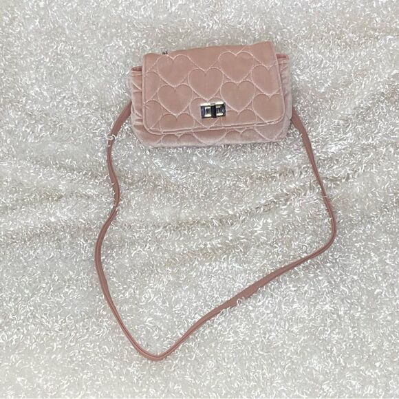 Girls' Quilted Velvet Crossbody Bag New! - Picture 7 of 10